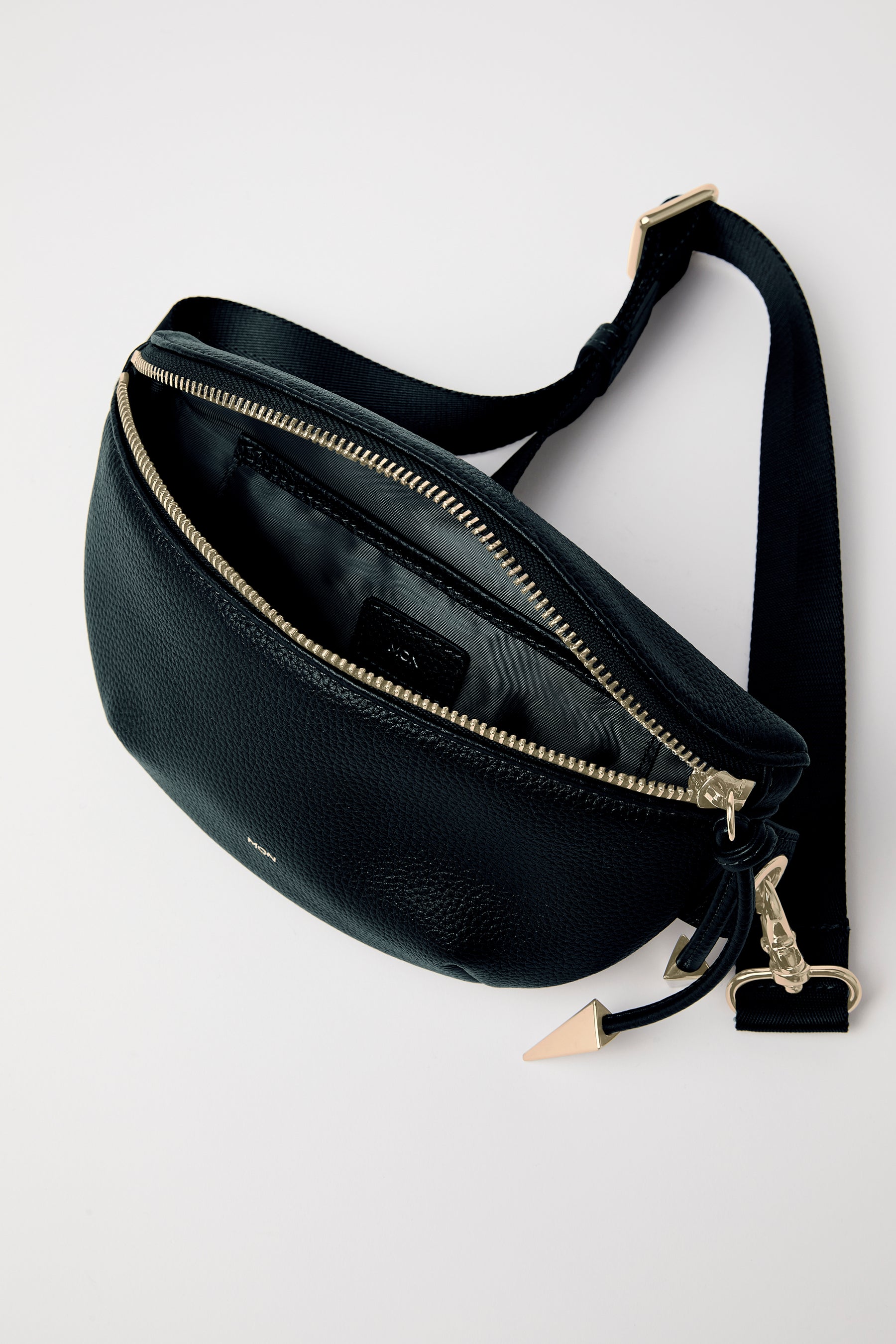 Soho Pebbled Leather Bumbag | Black Gold