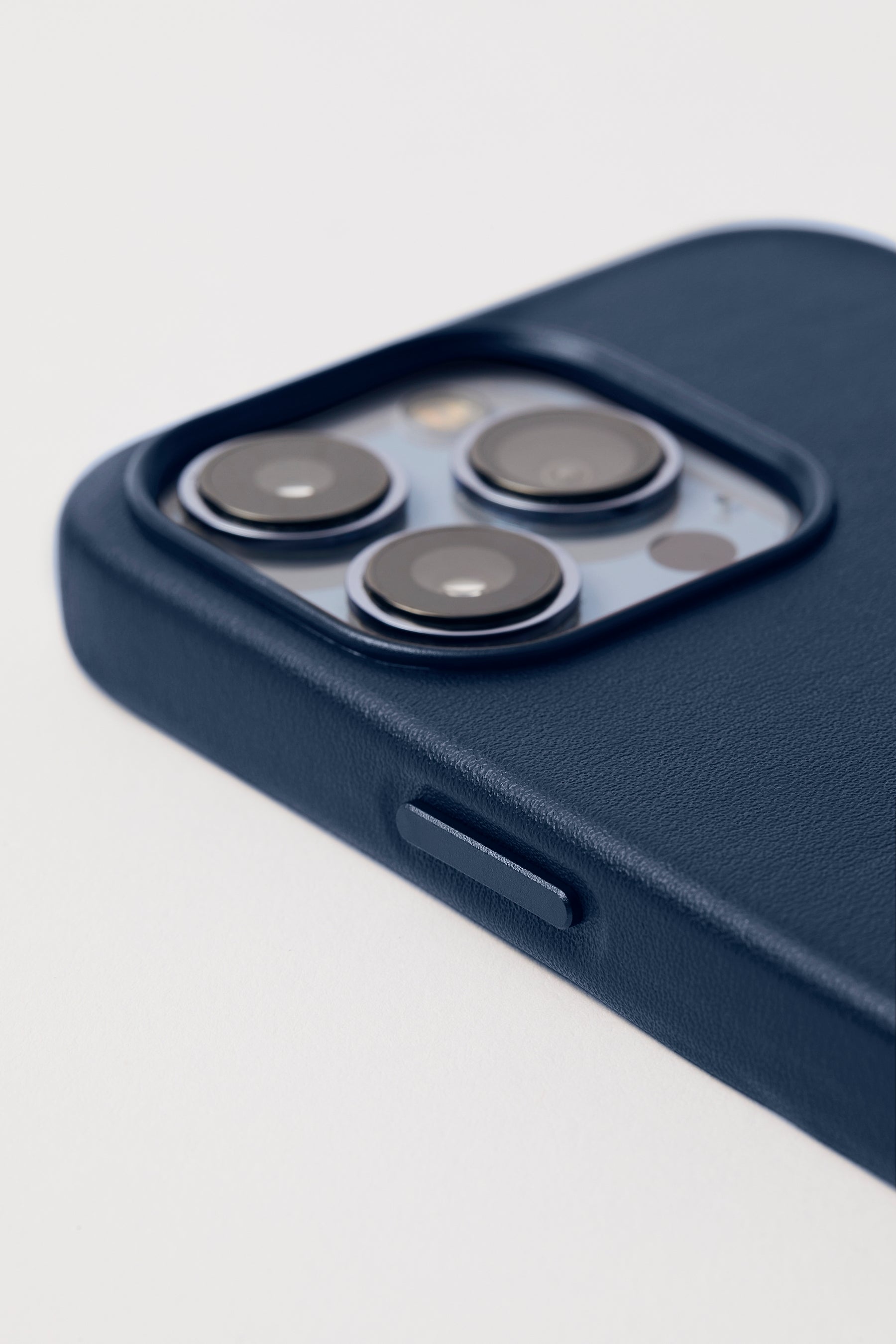 Vegan Leather iPhone 15 Pro Max Case | Midnight Navy
