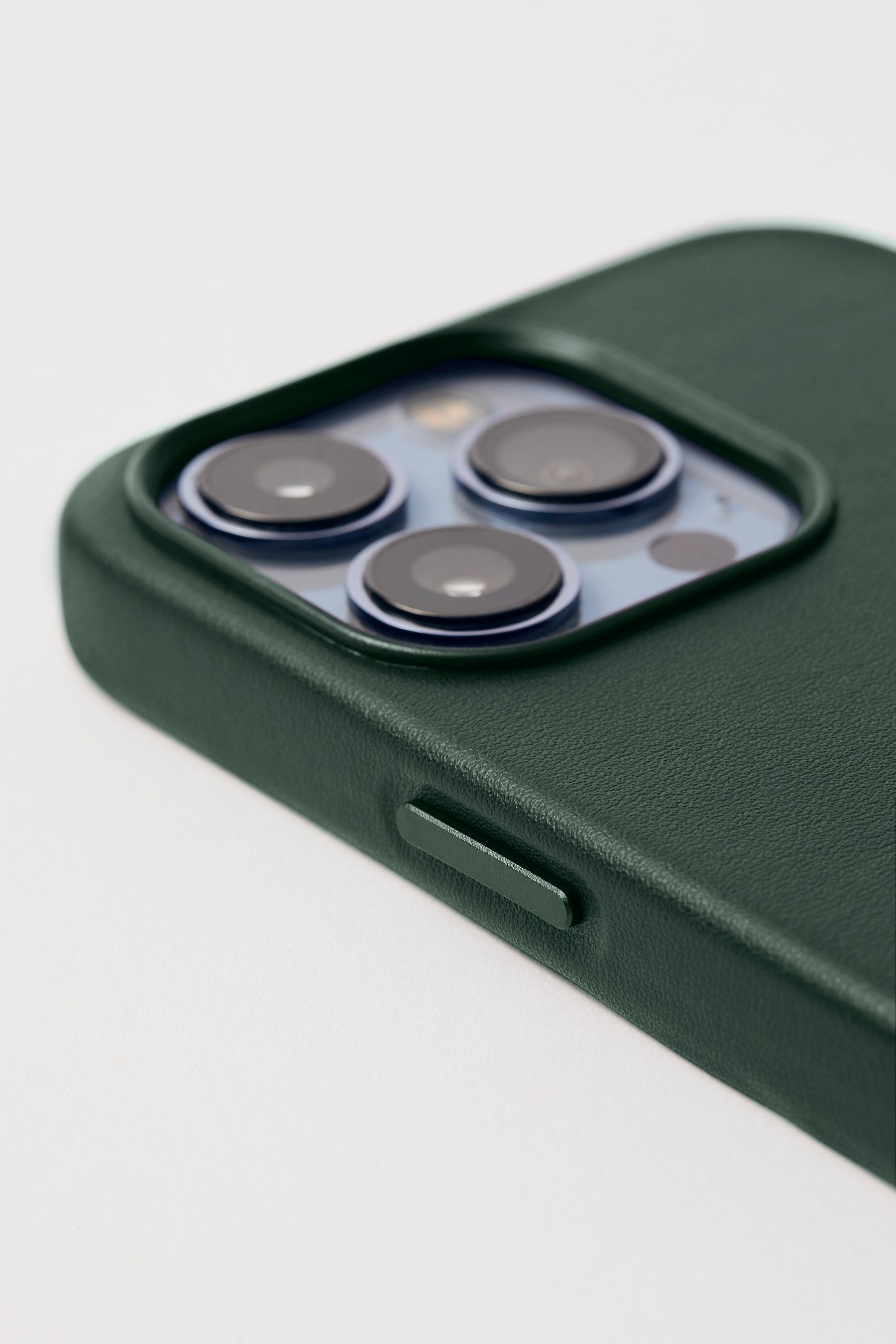 Vegan Leather iPhone 15 Pro Max Case | Forest Green