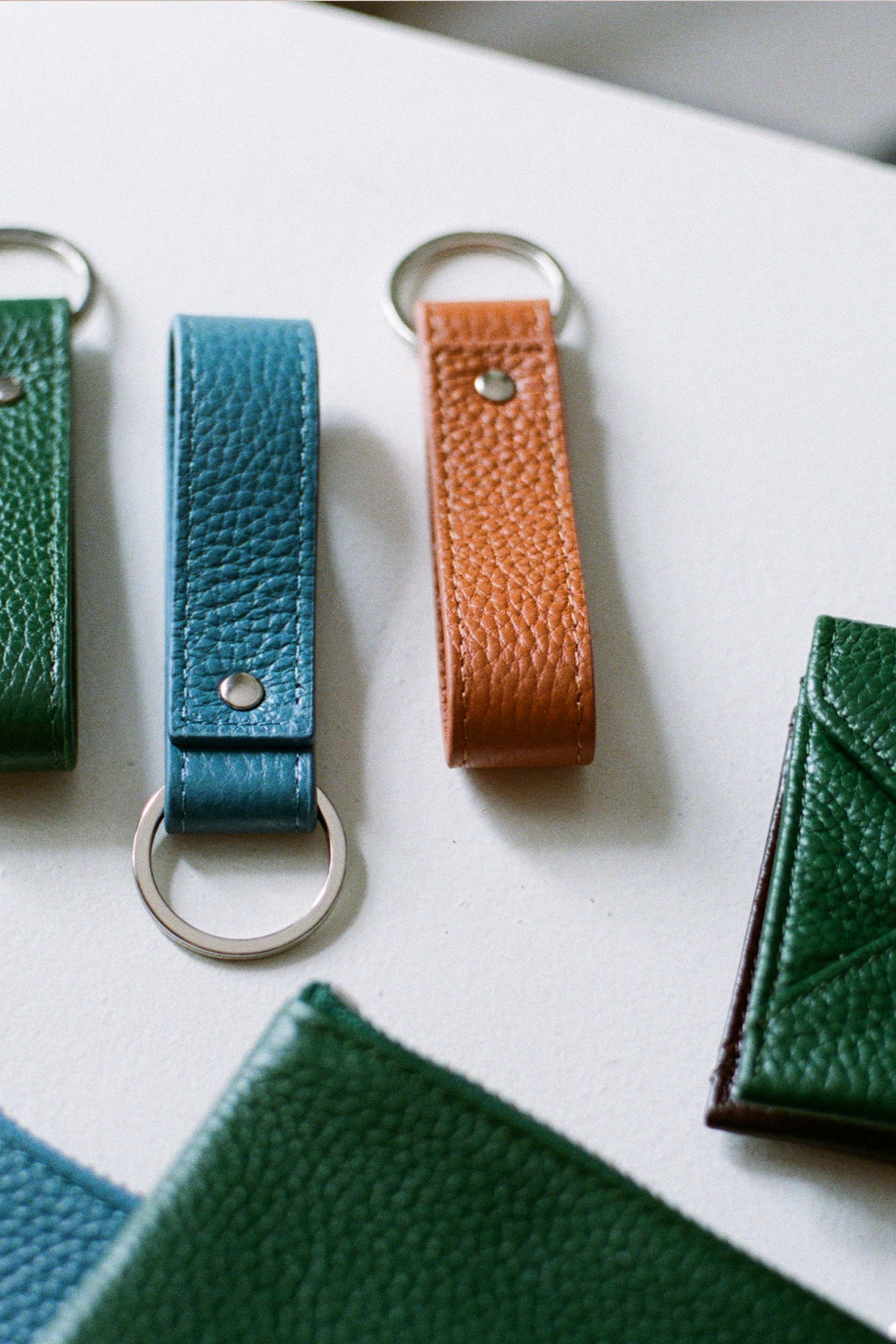 Leather Loop Keyring | Dark Green Silver