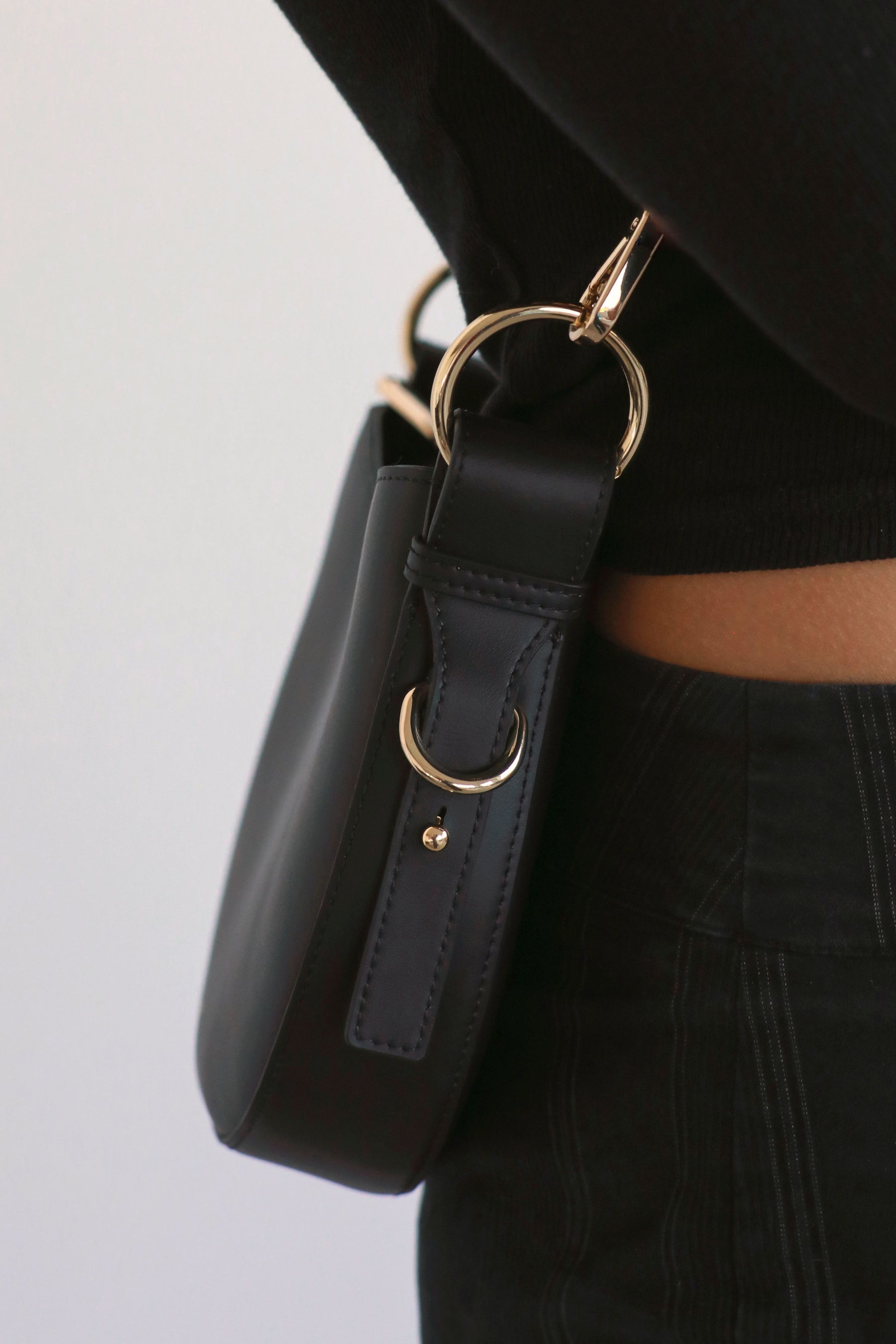 Smooth Leather Saddle Bag | Black Gold