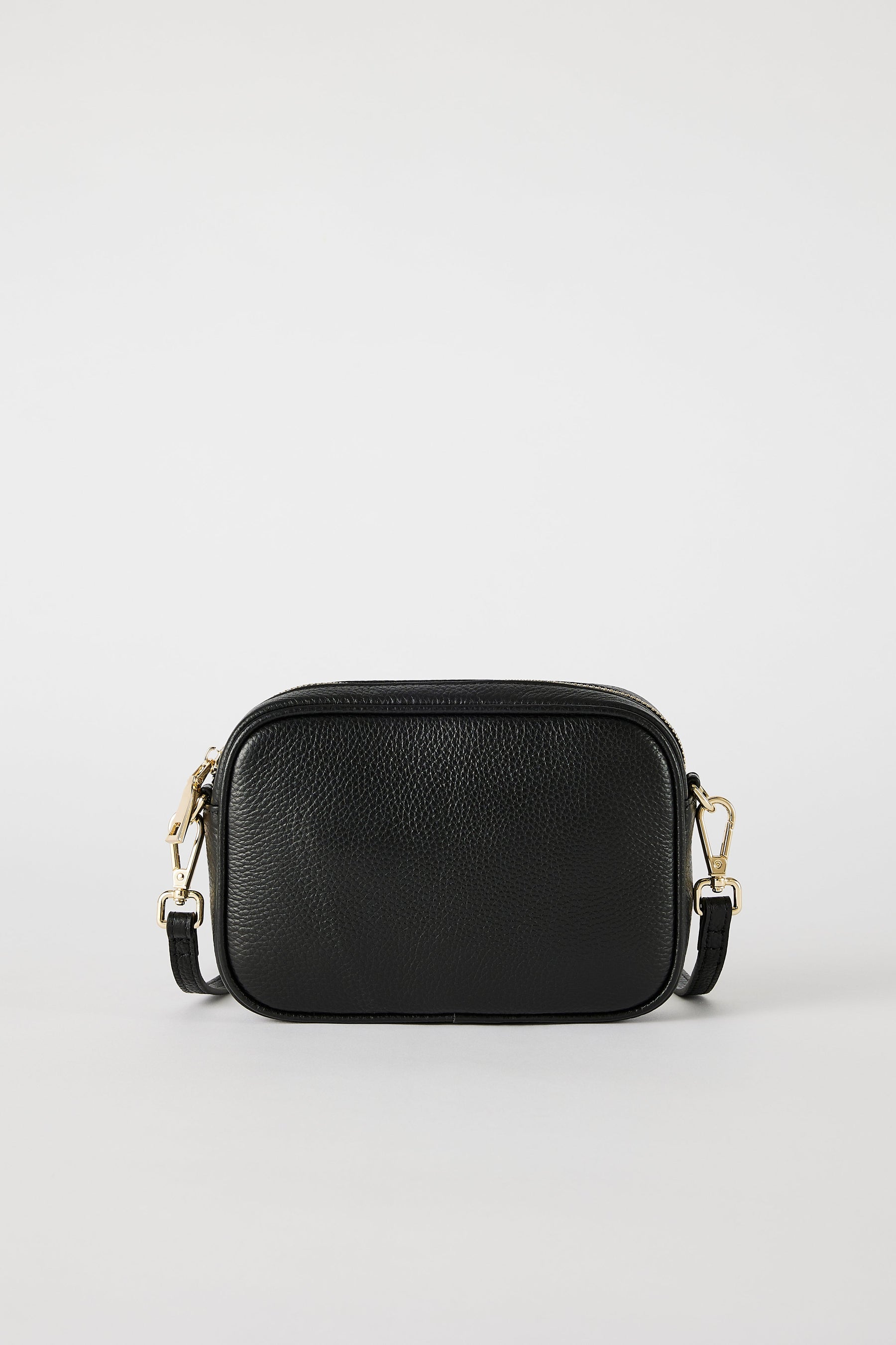 220908_MonPurse_12_CrossBody_Black_43.jpg