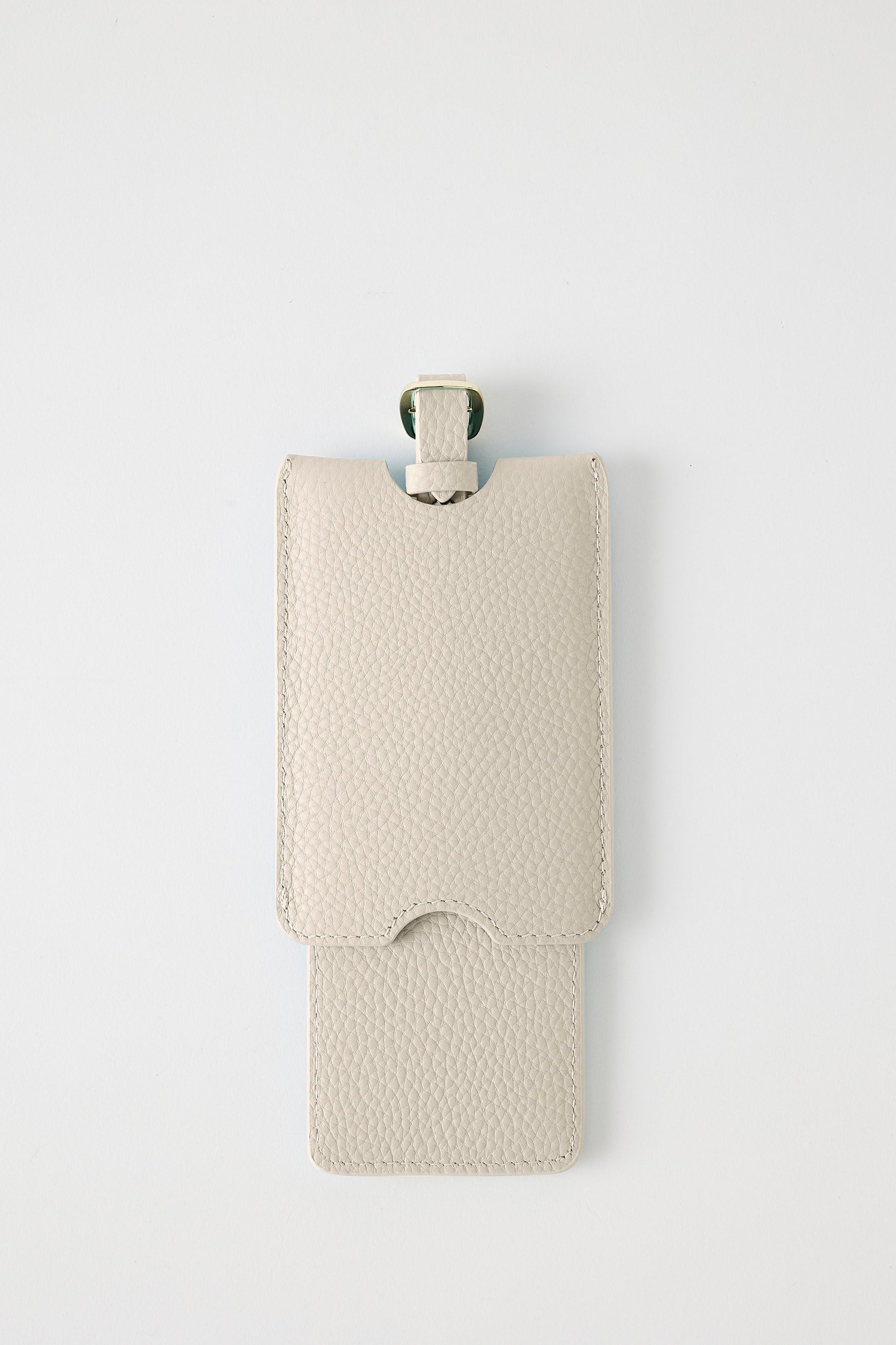 220908_MonPurse_17_LuggageTags_Blue_2_c96cffb7-a6f7-461d-87f6-4ee975b0f92f.jpg