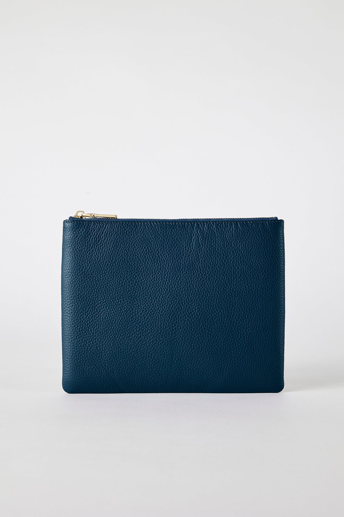 230301_MonPurse_DarkNavy_ClassicPouch1.jpg