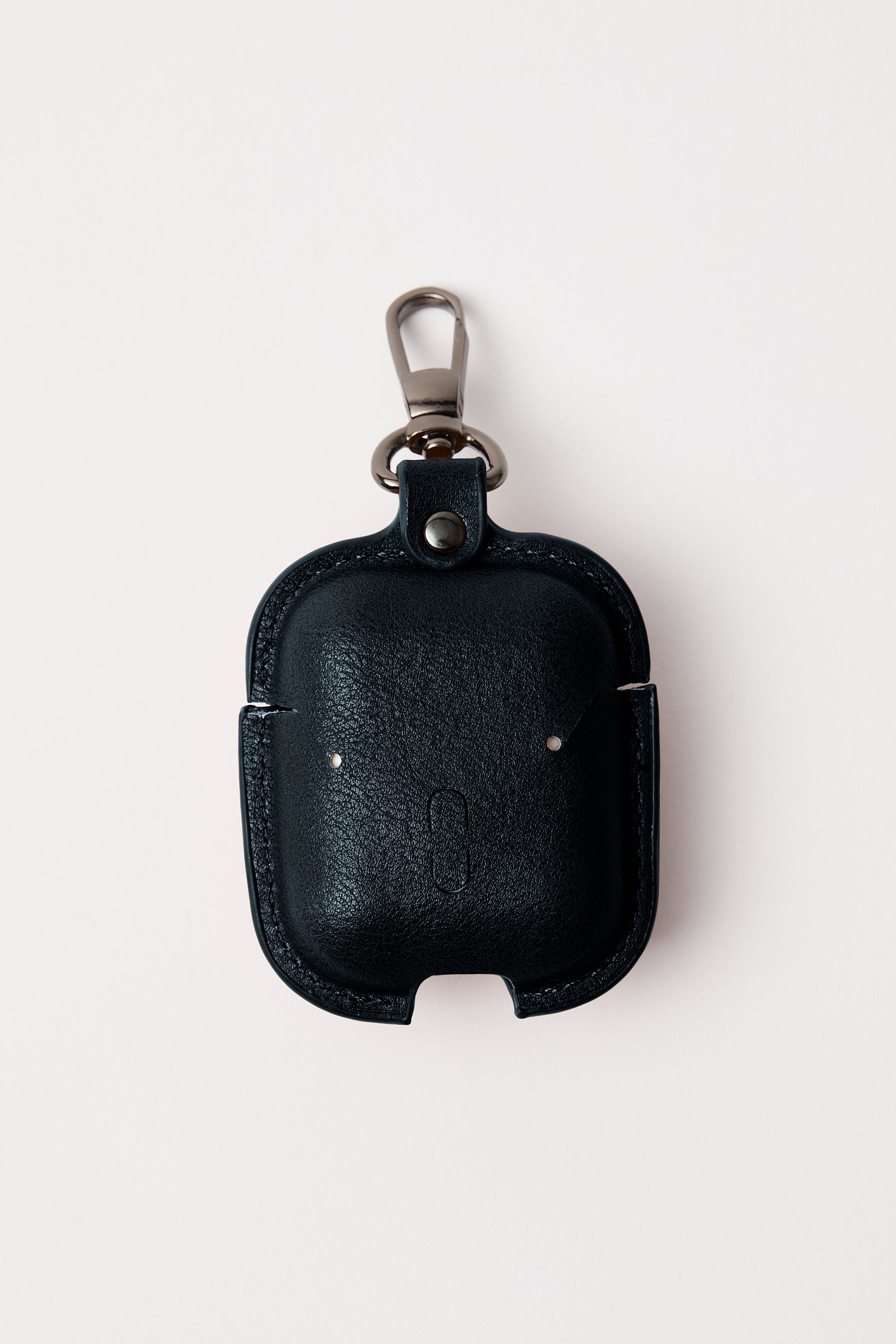 BLACKAIRPODS2.jpg