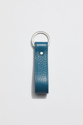 front view of MON Purses' personalised sky blue pebbled leather Loop Keyring with silver hardware