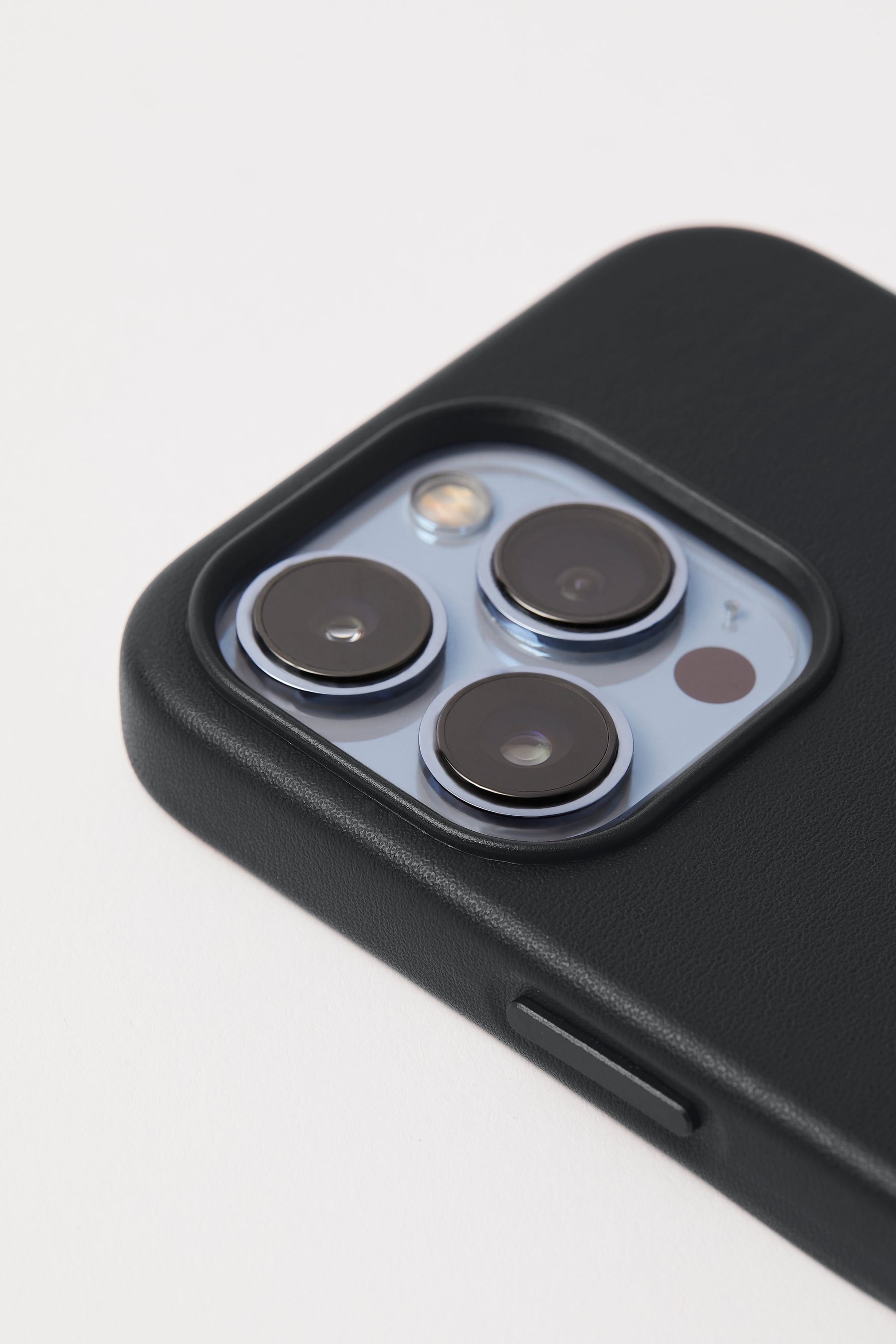 Vegan Leather iPhone 15 Case | Black