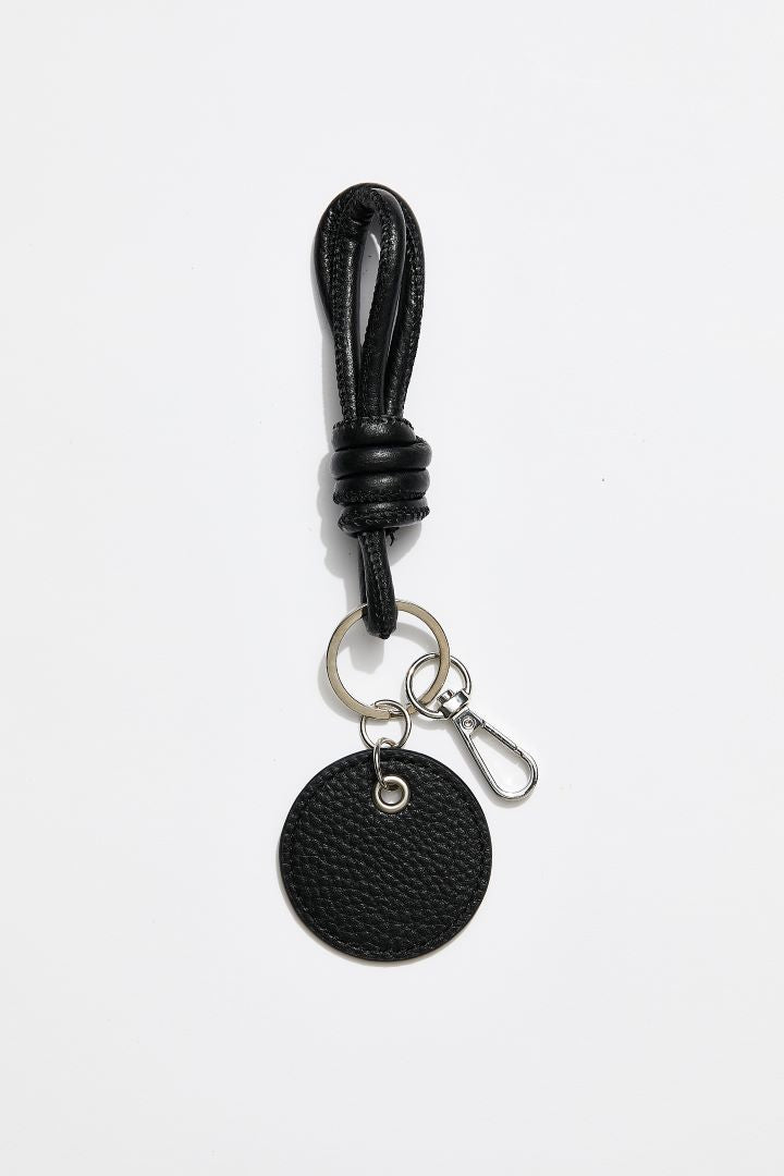 mon-purse-knotted-keyring-black-leather-silver-hardware-front.jpg